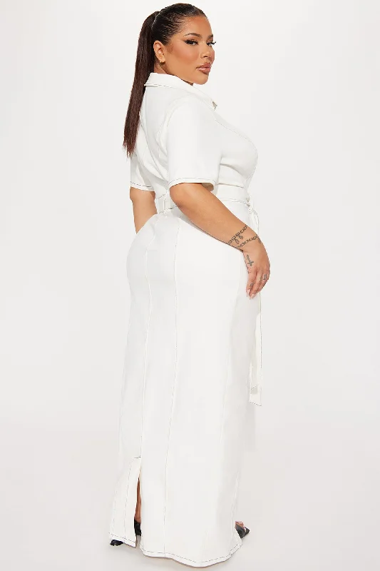 Alyana Short Sleeve Denim Maxi Dress - White