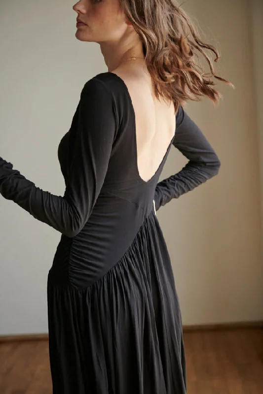 Armor Open Back Long Dress <br>  -BLK-