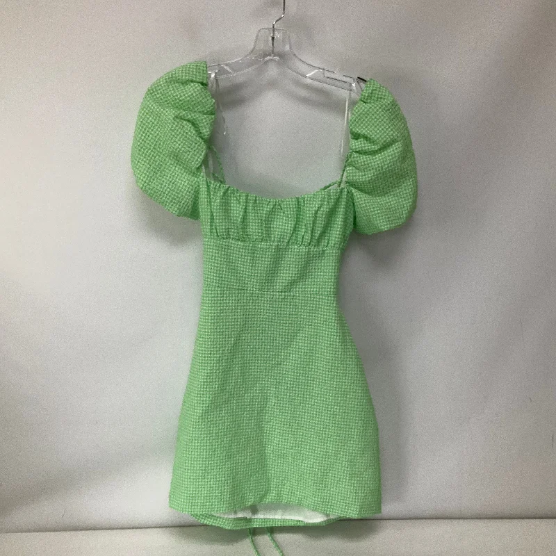 Dress Casual Short By Zara In Green, Size: S