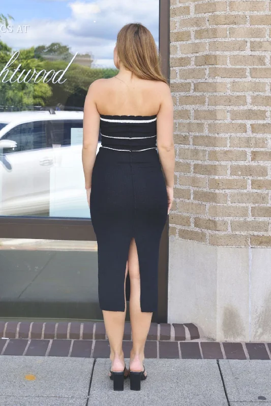 Petite Strapless Knitted Midi Dress (Black/Off-White)