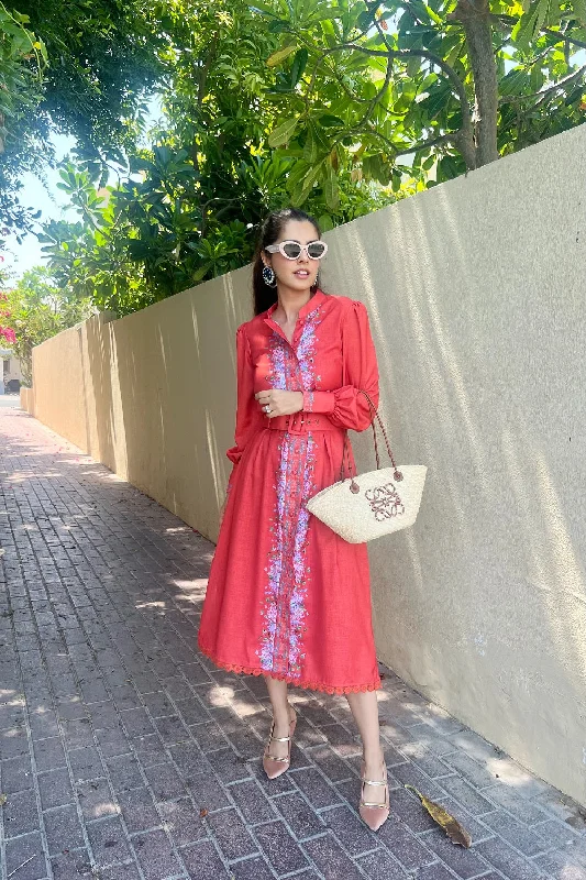 SHARNAMALI IN OUR ZOELLA MIDI DRESS