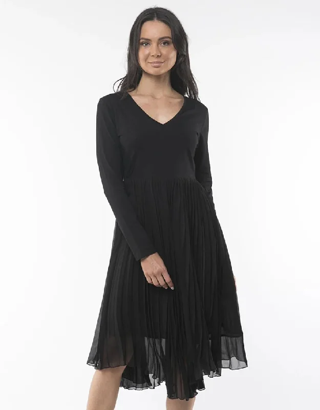 FOXWOOD (BN) ""Gabriealla pleated"" dress! 12