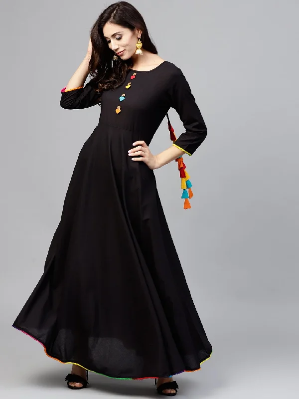 Women's Black maxi dress with with round neck and 3/4 sleeves - Nayo Clothing