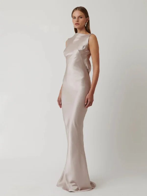 Hire EFFIE KATS Karolina Gown in Moet