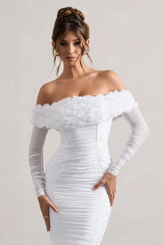 Sierra | Robe mi-longue blanche bardot en tulle froncé avec fleurs et lacets